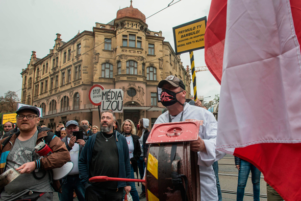 מפגינים בצ'כיה נגד ההגבלות
