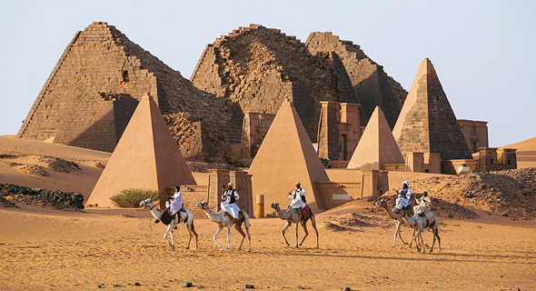 פוטו פלאי טבע לא מוכרים פירמידות מיראה סודן, צילום: שאטרסטוק