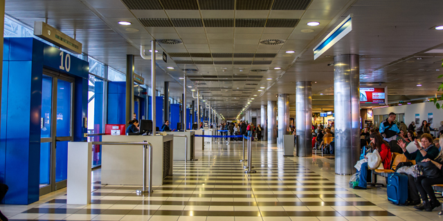 שדה התעופה בסלוניקי ייסגר ממחר לשבועיים, כל הטיסות יבוטלו   