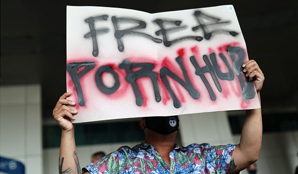 הפגנות נגד חסימת אתרי פורנו, בנגקוק תאילנד , צילום: איי אף פי