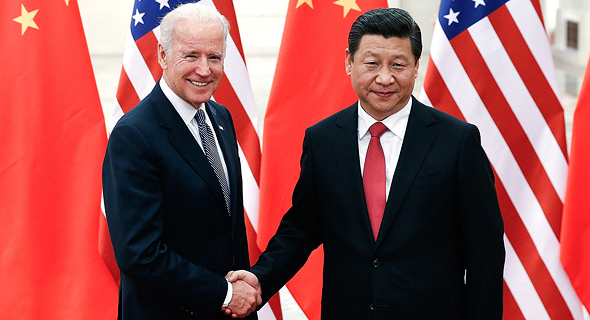 נשיא ארה"ב ג'ו ביידן עם נשיא סין שי ג'ינפינג