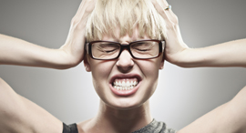Women are now grinding their teeth more out of stress (illustrative). Photo: Shutterstock