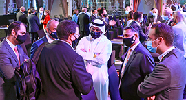 Israelis and Emiratis discuss business. Photo: Orel Cohen