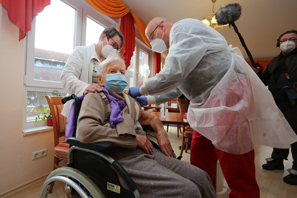 Covid-19 vaccination. Photo: AFP