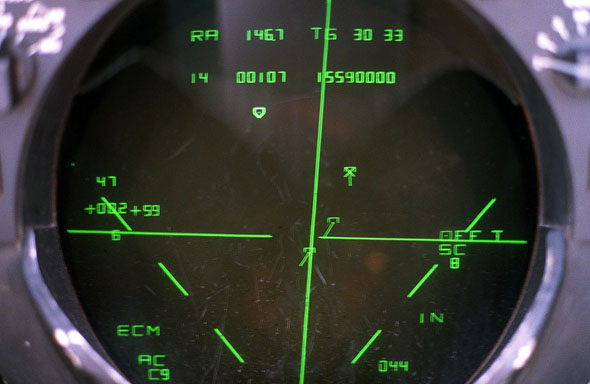 מטרה על מסך מכ"מ של F14, צילום: USN