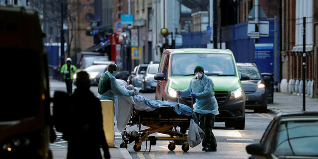 בריטניה: מספר המתים מקורונה מפרוץ המגפה - יותר מ-100 אלף בני אדם