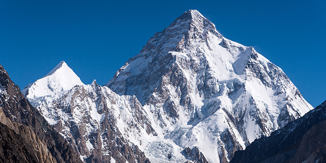 לראשונה: קבוצת מטפסים הגיעה לפסגת ה-K2 בחורף