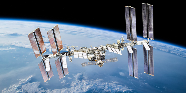 בעקבות הסנקציות: רוסיה תעזוב את תחנת החלל הבינלאומית