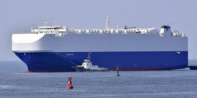 פיצוץ מסתורי פגע בספינה בבעלותו של רמי אונגר במפרץ עומאן; אין נפגעים