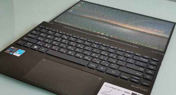 אסוס זנבוק UX393 מחשבים לפטופ ניידים, צילום: רפאל קאהאן