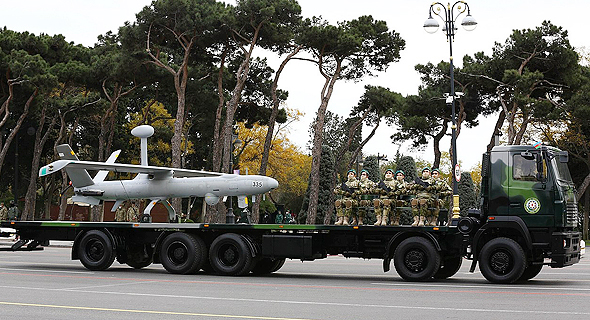 הרמס 450 במצעד צבאי באזרבייג'ן