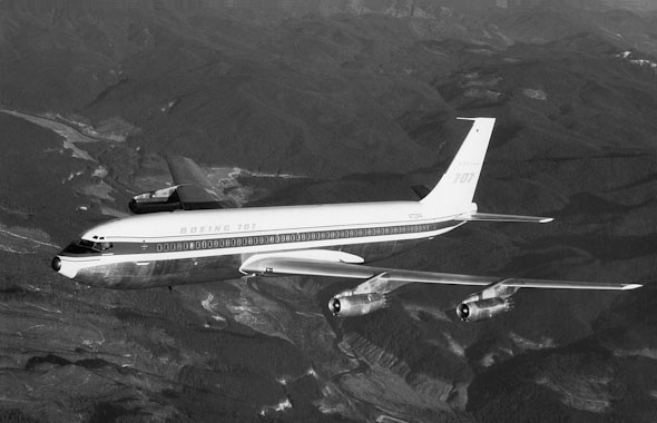 טווח ומהירות שעשו חיים קלים לנוסעים ולחוטפים כאחד. ה-707 המהפכני של בואינג, צילום:  Wikimedia