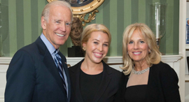 Sarah Bard (center). Photo: The White House