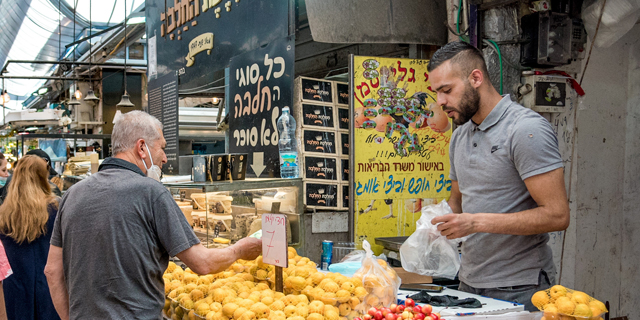 מה הקשר בין מחיר הדובדבנים לפרמיית הסיכון של ישראל