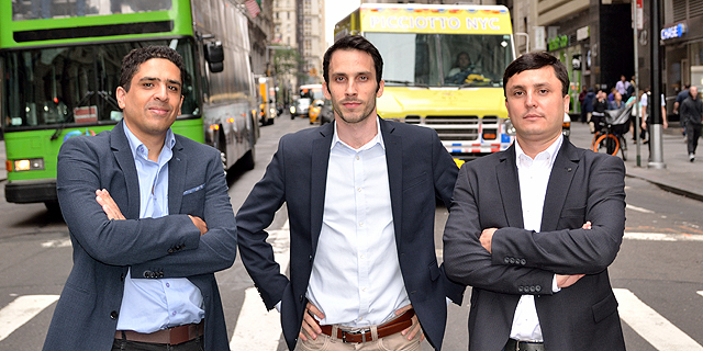 מימין לשמאל גרי פטחוב עמוס שטרן אלון כהן