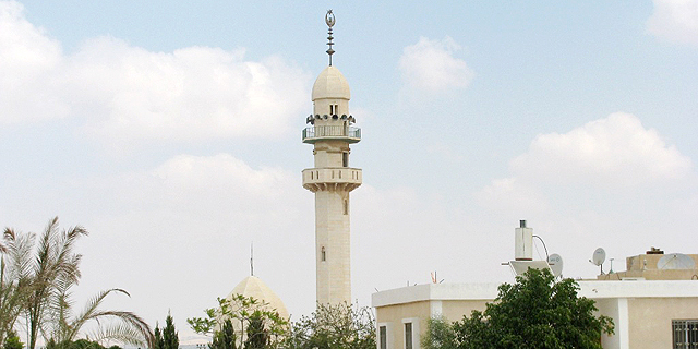 ה מסגד במרכז היישוב שגב שלום
