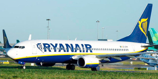 ריינאייר ריאנאייר תעופה RYANAIR