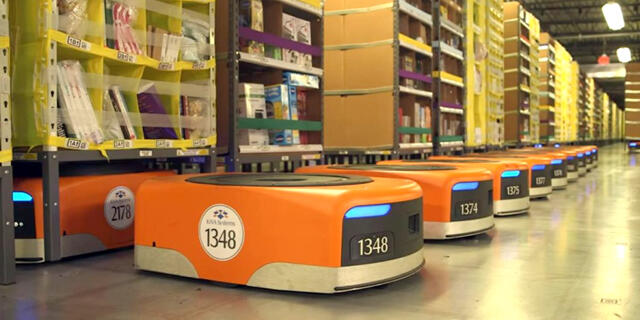 רובוטים אמזון מחסן מחסנים