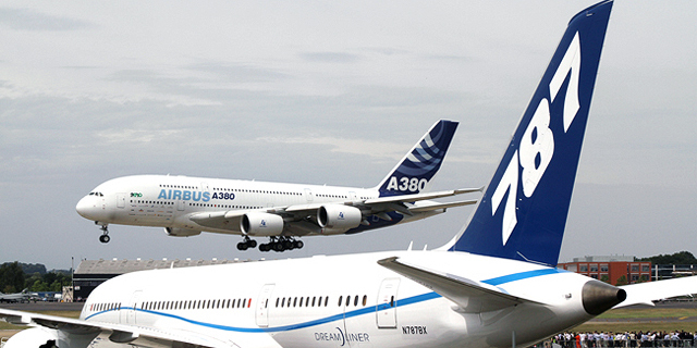 הקברניט איירבוס A380 בואינג 787 נמל תעופה