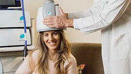 צילום: Brainsway Ltd ה-FDA אישר גם למתבגרים את הקסדה של בריינסוויי לטיפול בדיכאון