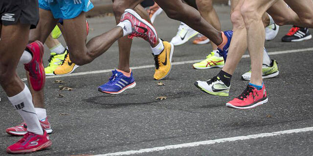 נעלי ריצה מרתון מירוץ