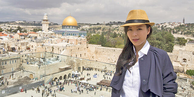מוסף שבועי 7.12.17 ג'אנג גינגצ'ו שחקנית סינית בביקור בירושלים