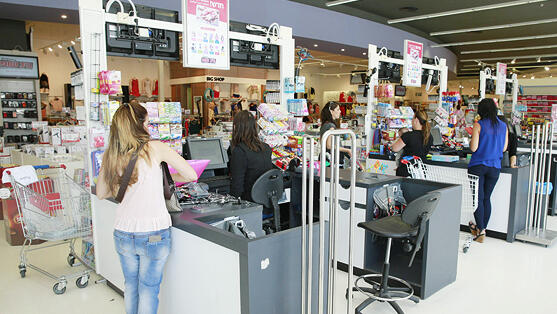 סכסוך של מיליונים בין חברת האשראי החוץ בנקאי למפעילת רשת האופנה "ביג שופ" 