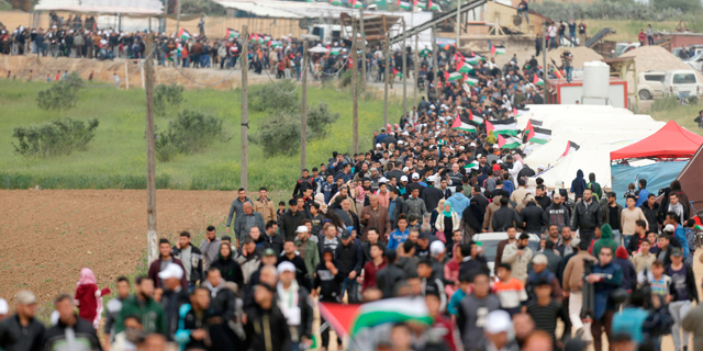 צעדת השיבה מפגינים פלסטינים עזה 2