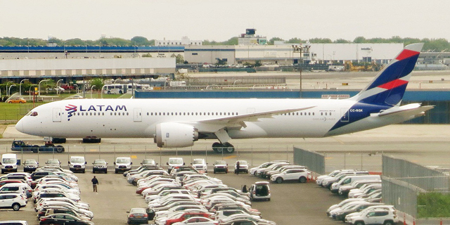 מטוס של חברת LATAM