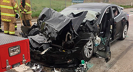 תאונה של טסלה ביוטה ארה"ב 13.5.18