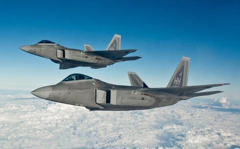 ציידי בלונים. F22, צילום: Lockheed Martin