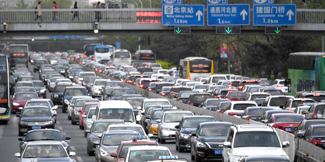 פקק תנועה מכוניות בייג'ינג סין