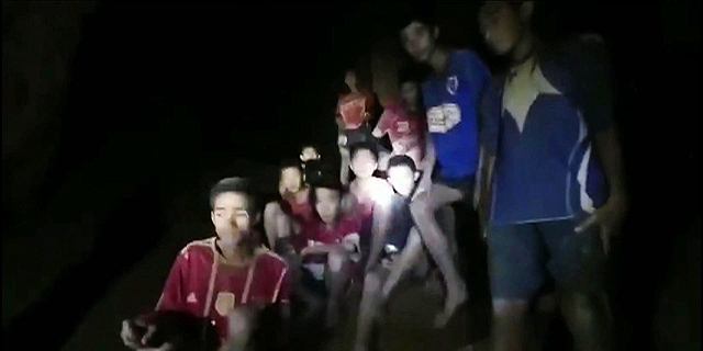 תאילנד ילדים שנלכדו במערה