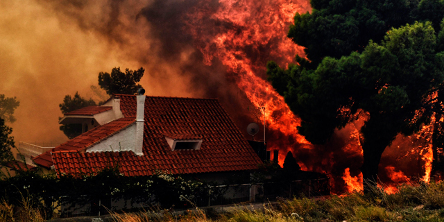 שריפות  יוון יולי 2018 איש 