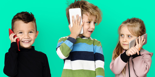 ילד סמארטפון סלולר מובייל לילדים