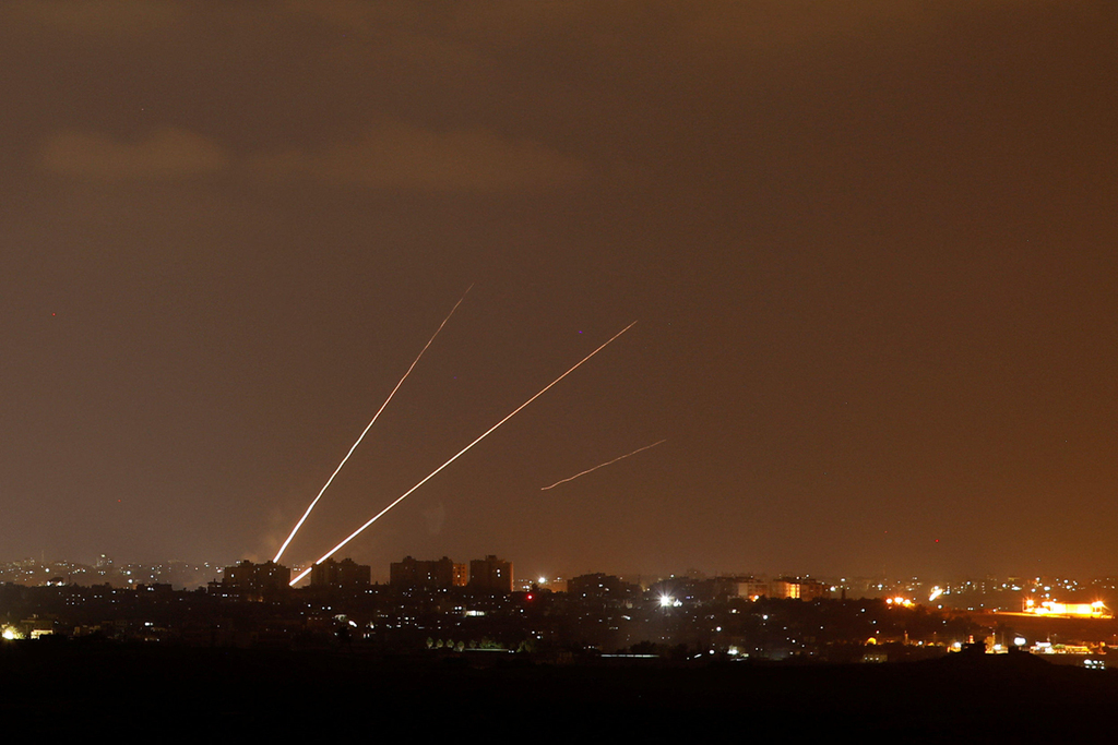 שיגור טילים טיל קאסם מ עזה לשטח ישראל