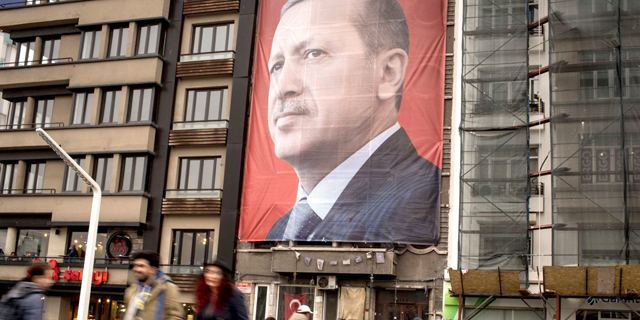 כרזת בחירות איסטנבול נשיא טורקיה רג'פ טאיפ ארדואן