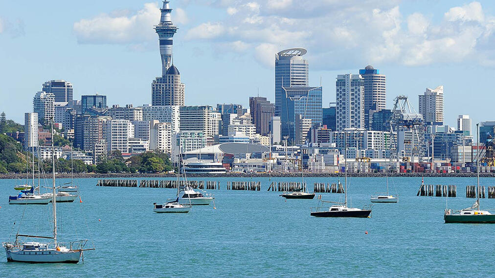 אוקלנד ניו זילנד איסור רכישת דירות על ידי זריפפ