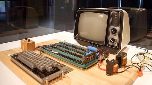 מחשב אפל 1 1976. אותו יהיה קשה לשדרג, צילום: גטי אימג