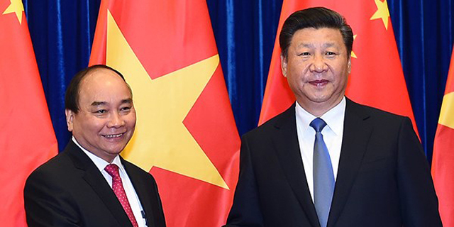 נשיא סין שי ג'ינפינג ראש ממשלת וייטנאם נגויין שואן פוק