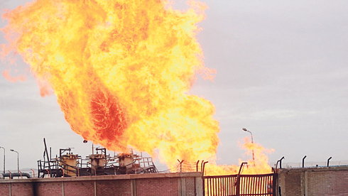 אחד מהפיצוצים בצינור הגז של EMG שבאל עריש, צילום: EPA