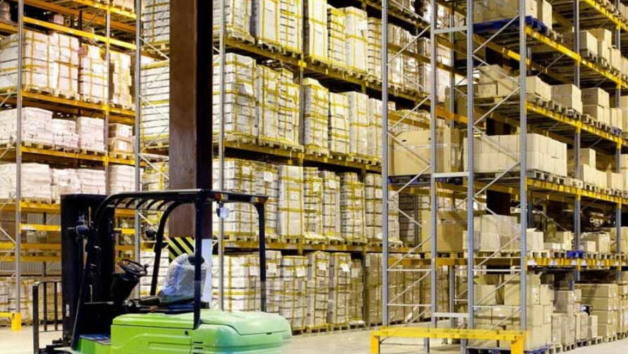 ממן משפחת לבנת מטענים מחסן מרלו"ג