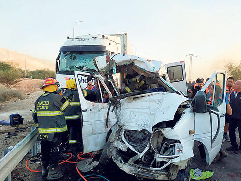 תאונת דרכים (ארכיון), צילום: דוברות כבאות והצלה