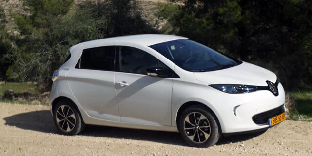 מבחן רכב רנו זואי 110R