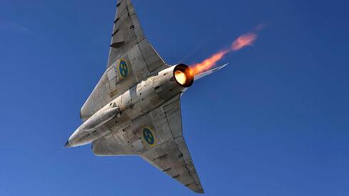 יציבות בשוקי אירופה לקראת סוף השנה; היצרניות הביטחוניות נחלשות