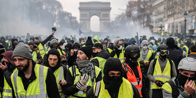 הפגנה צרפת פריז אפודים צהובים