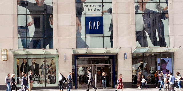 חנות גאפ השדרה החמישית ניו יורק אופנה