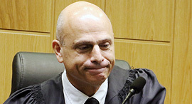 איתן אורנשטיין נשיא בית המשפט המחוזי תל אביב