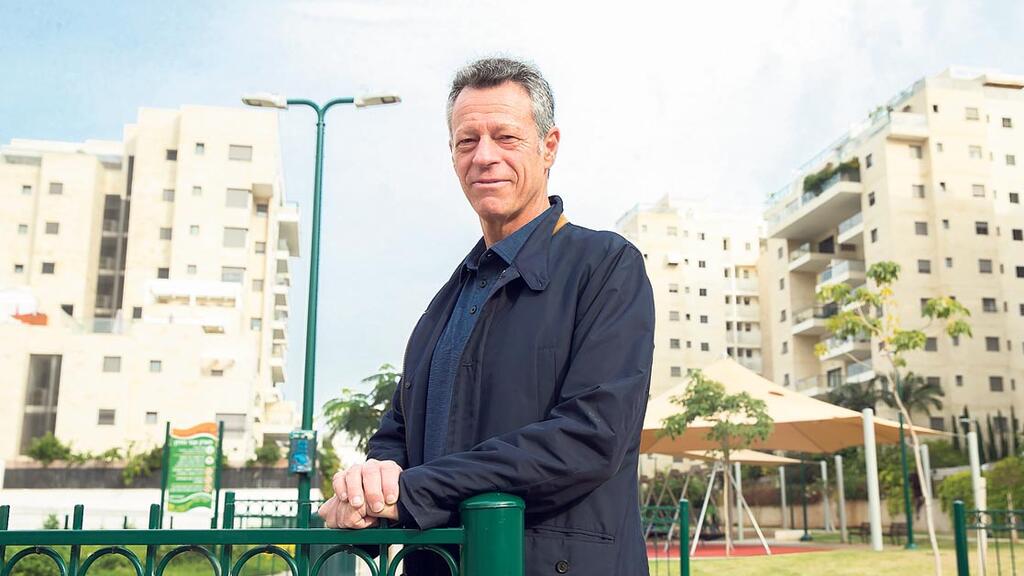 מגזין נדל"ן 13.2.19 דרור נגל מנכ"ל אזורים