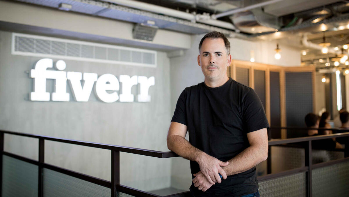 מיכה קאופמן מנכ"ל פייבר fiverr